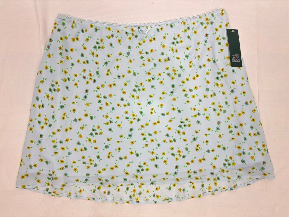 NWT Wild Fable Women's Chiffon A Line Mini Skirt Blue Floral Size L Coquette